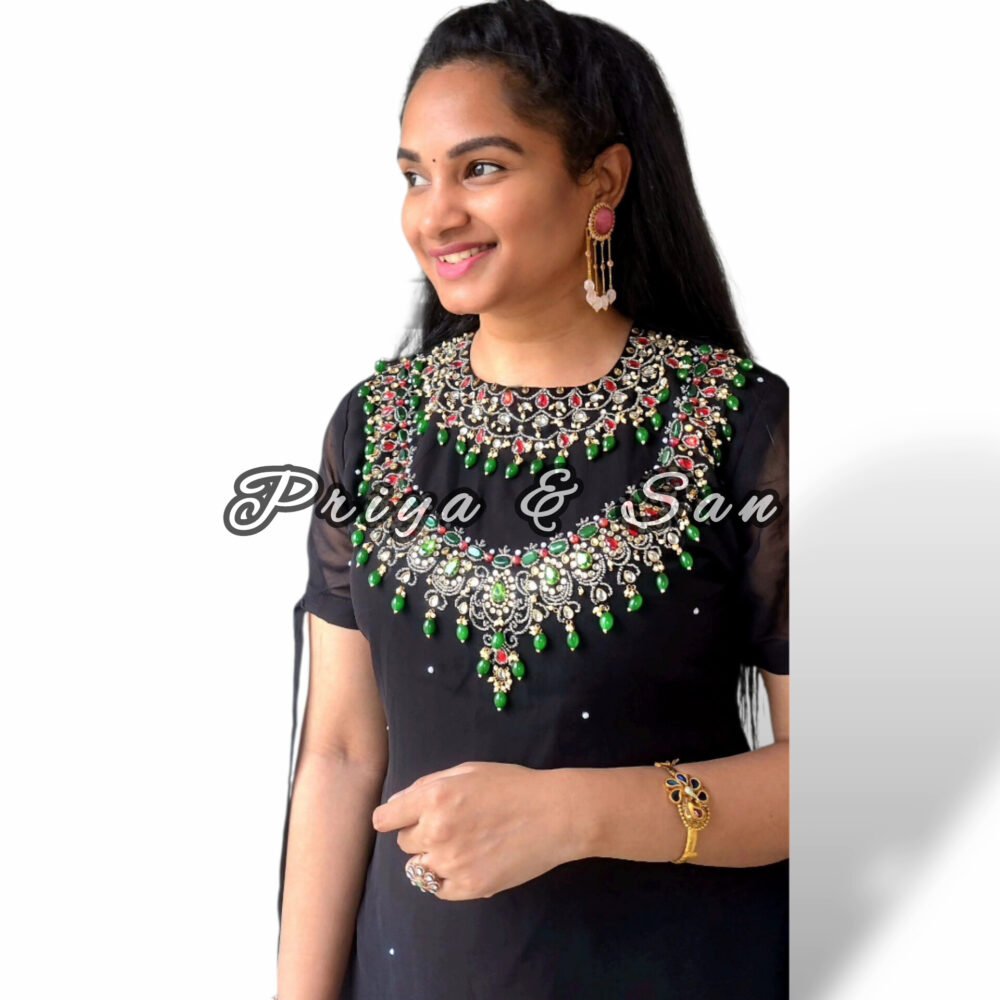 Royal Antique Necklace Hand Embroidery Kurti - Image 4
