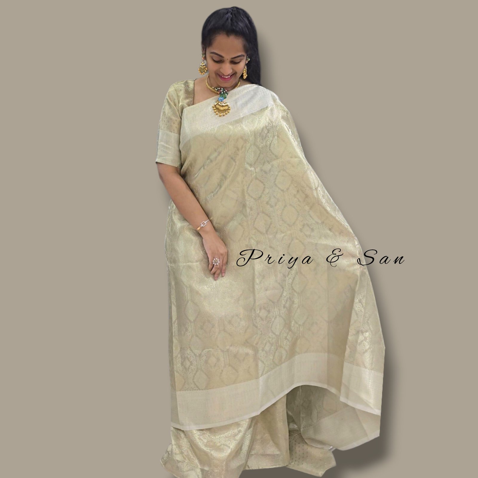 Nayans Grace 2 in 1 Saree Gown