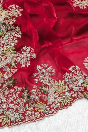 Choo Royale Embroidered Saree (Unstitched Blouse)