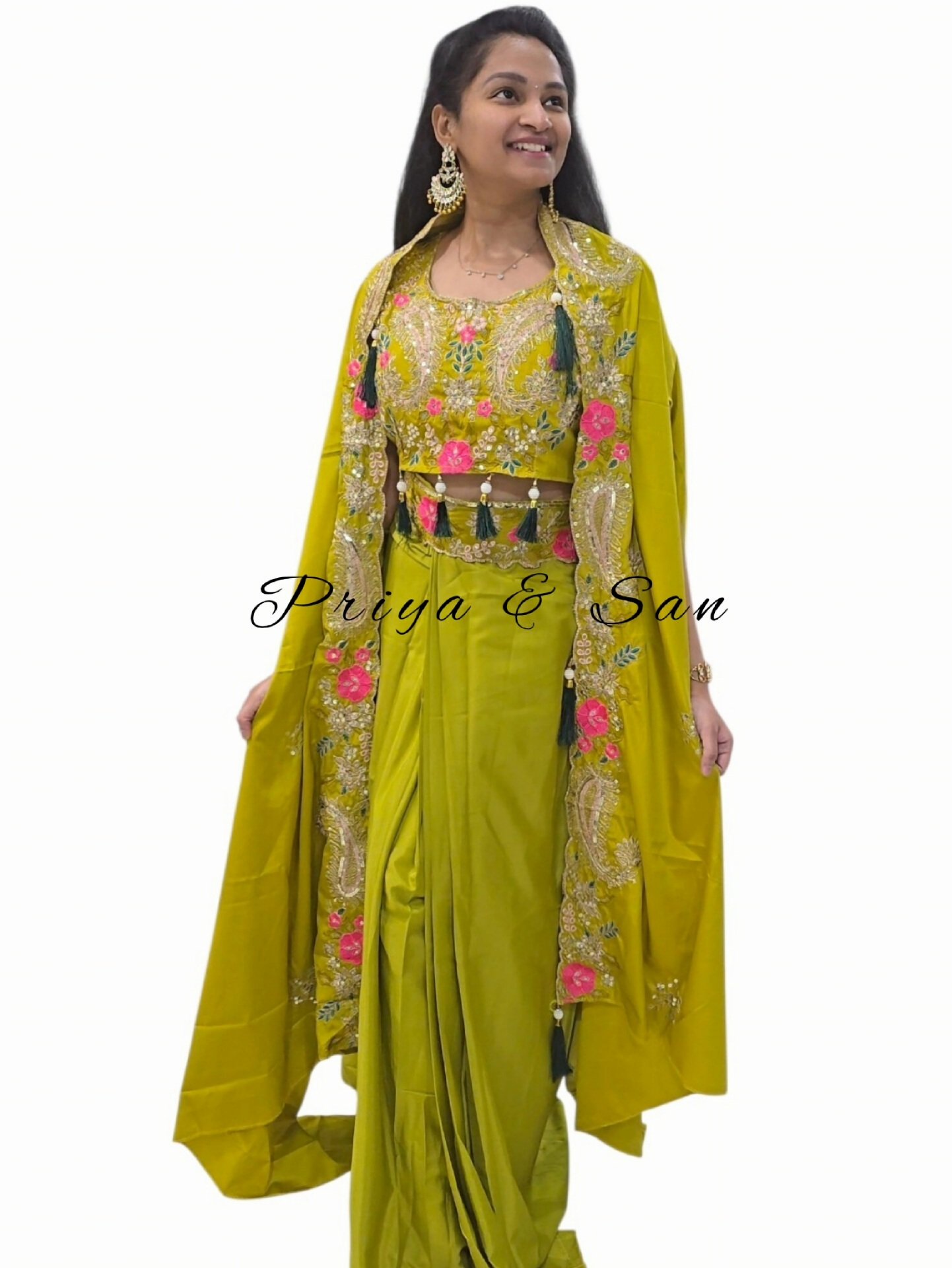 Elara Cape Set (Free Size ~ Fits Upto 2Xl) - Image 4