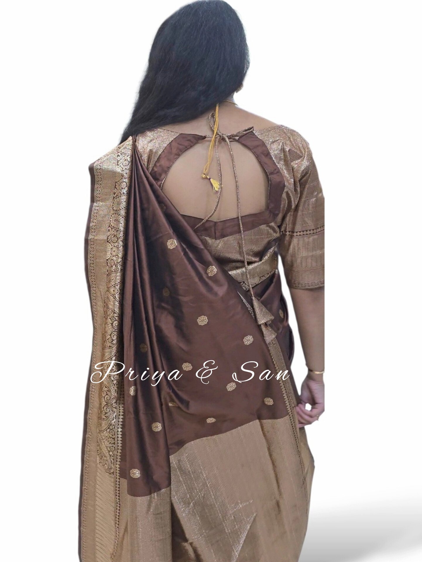 Banarasi Royal Waist Open Saree - Image 3